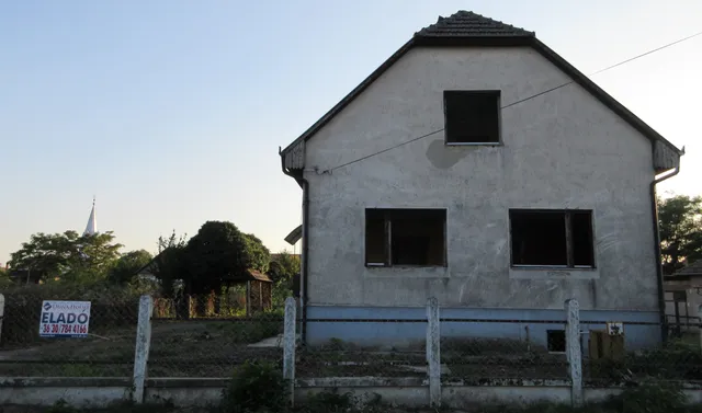 Tiszavasvári eladó családi ház 5 szobás: 9,9 millió Ft