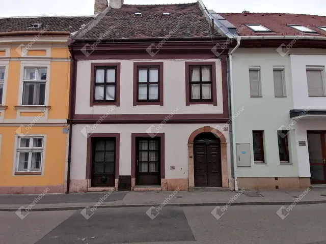 Eladó lakás Győr, Belváros 60 nm