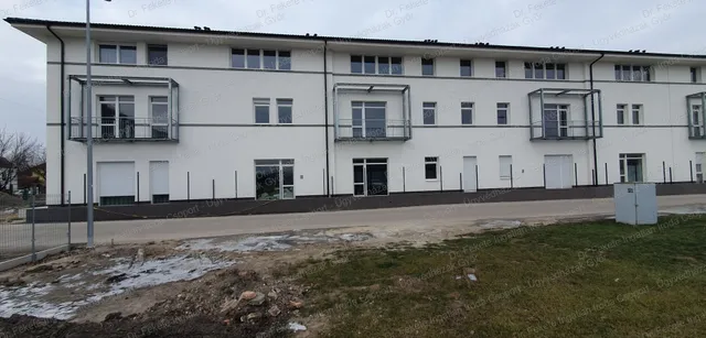 Eladó lakás Győr, Nádorváros 33 nm