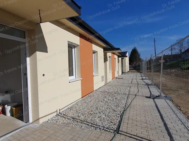 Eladó ház Győr 72 nm