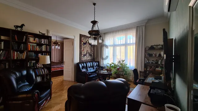 Eladó lakás Budapest IX. kerület, Belső Ferencváros, Üllői út 90 nm