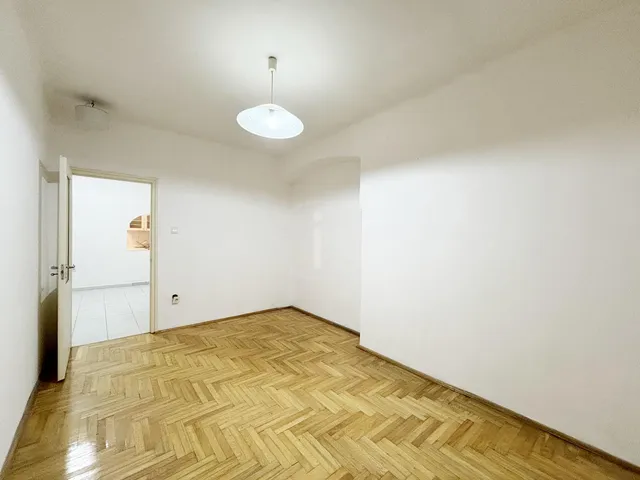 Eladó lakás Budapest VI. kerület, Nagykörúton belüli terület 44 nm