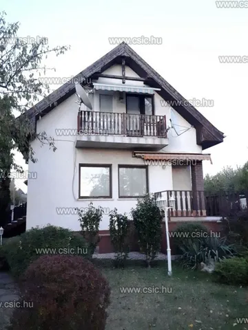 Eladó ház Budapest XVI. kerület, Rákosszentmihály 240 nm