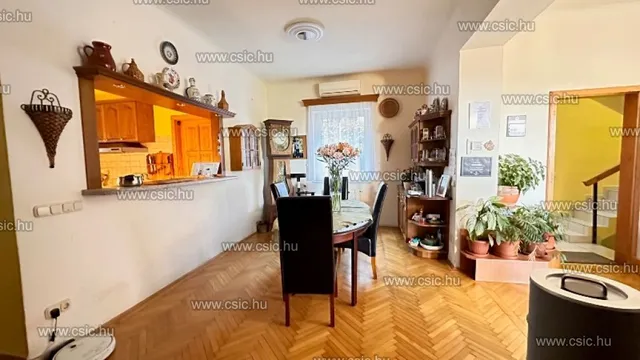 Budapest III. kerület eladó családi ház 5 szobás: 250 millió Ft