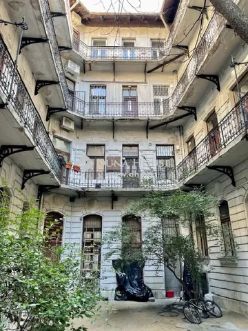 Eladó lakás Budapest VI. kerület, Nagykörúton kívüli terület 85 nm