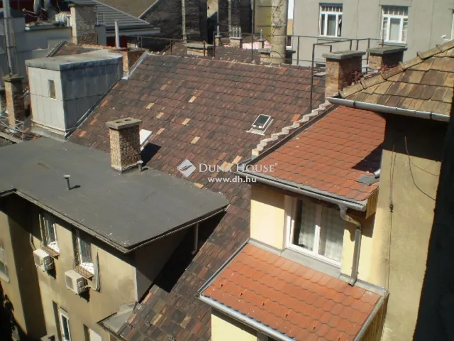 Eladó lakás Budapest VI. kerület, Nagykörúton belüli terület 100 nm
