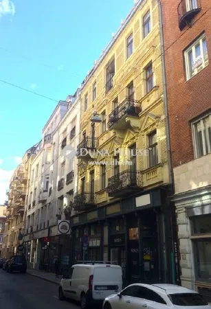 Eladó lakás Budapest VI. kerület, Nagykörúton belüli terület 68 nm