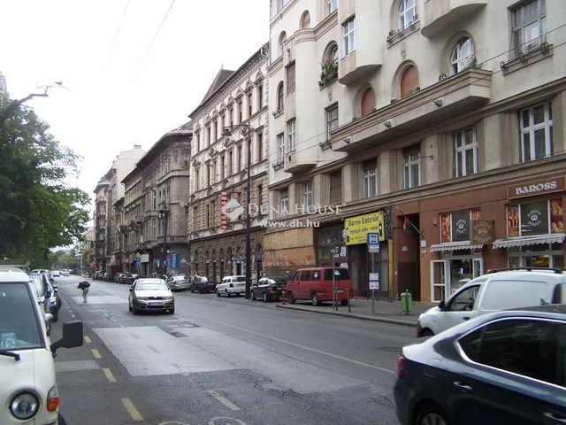 Eladó lakás Budapest VIII. kerület, Józsefváros 102 nm