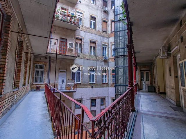 Eladó lakás Budapest VIII. kerület, Kerepesdűlő 75 nm