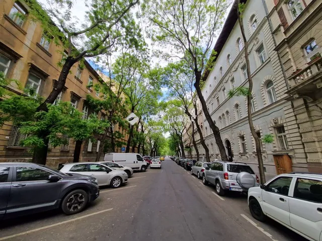 Eladó lakás Budapest VI. kerület, Nagykörúton kívüli terület 63 nm