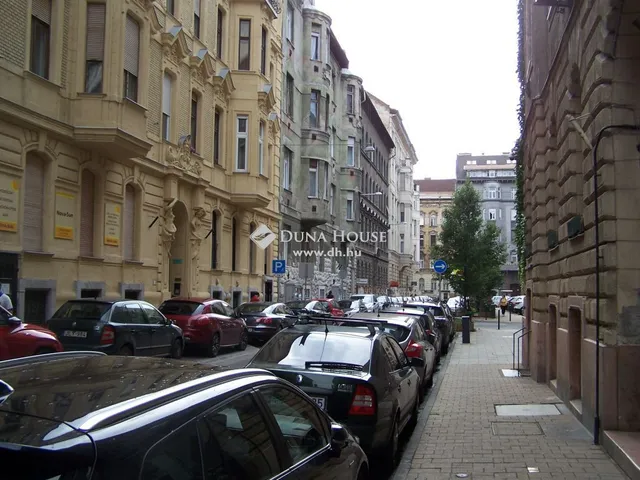 Eladó kereskedelmi és ipari ingatlan Budapest XIII. kerület 79 nm