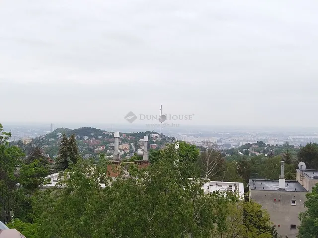 Eladó lakás Budapest XII. kerület, Mártonhegy 162 nm