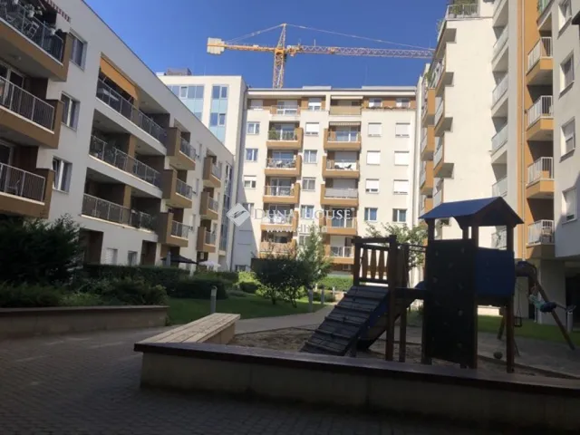 Eladó lakás Budapest XIII. kerület, Lőportárdűlő 26 nm
