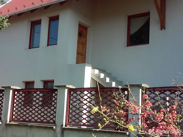Eladó ház Miskolc, Miskolctapolca, Tavasz utca 10 400 nm