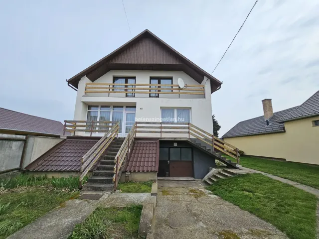 Eladó ház Kisvárda 240 nm