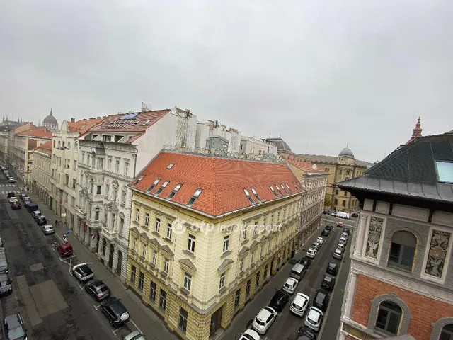 Eladó lakás Budapest V. kerület 179 nm