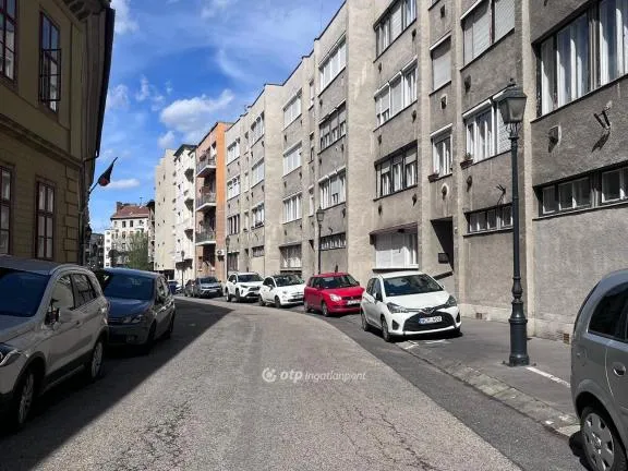 Eladó lakás Budapest I. kerület 32 nm