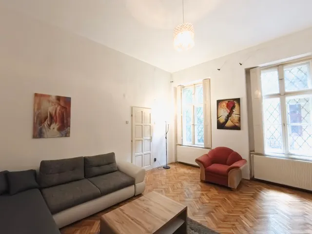 Eladó lakás Budapest VI. kerület, Nagykörúton kívüli terület 50 nm