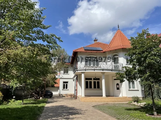 Debrecen eladó családi ház 11 szobás: 488 millió Ft