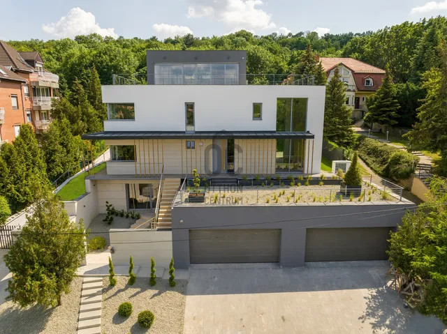 Eladó ház Budapest II. kerület, Zöldmál 420 nm