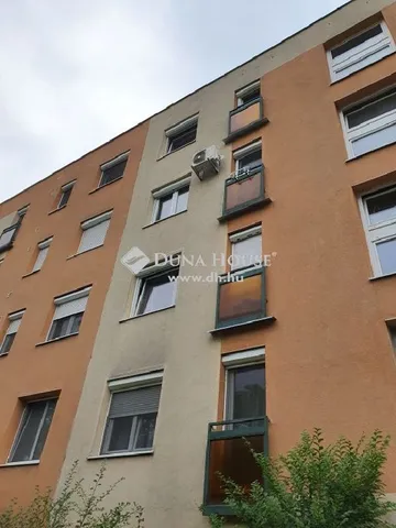 Eladó lakás Budapest XV. kerület 68 nm