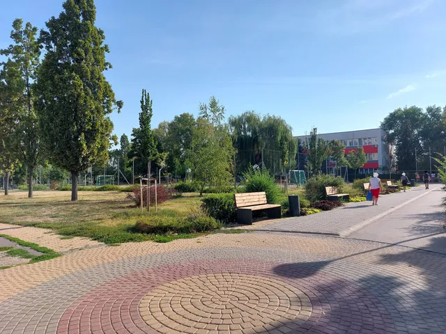 Eladó lakás Szolnok, Széchenyi-lakótelep 68 nm