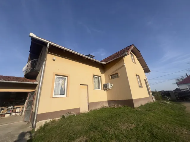Eladó ház Dunakiliti 180 nm