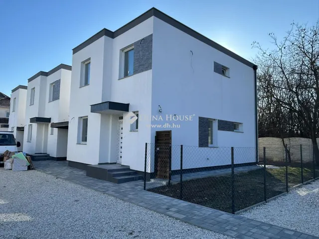 Budapest XVII. kerület eladó családi ház 5 szobás: 119 millió Ft