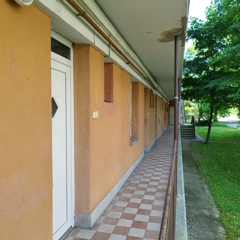 Eladó lakás Pécs, Uránváros 42 nm