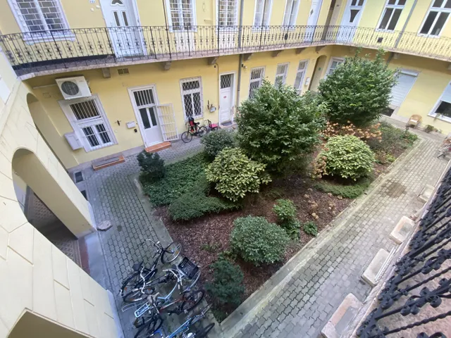 Eladó lakás Budapest VI. kerület 61 nm