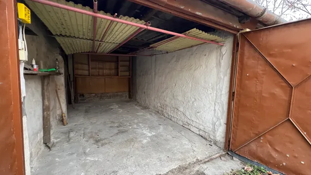 Eladó garázs Kecskemét, Belváros, rákóczi 16 nm