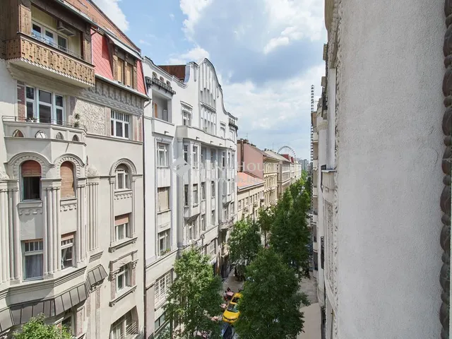 Eladó lakás Budapest V. kerület 105 nm