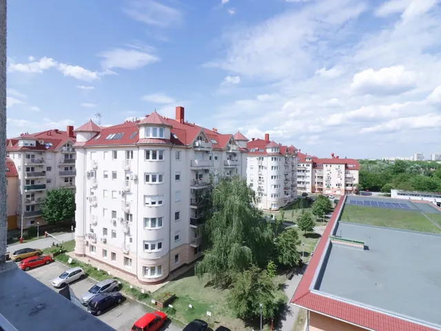 Eladó lakás Debrecen, Akadémiakert 61 nm