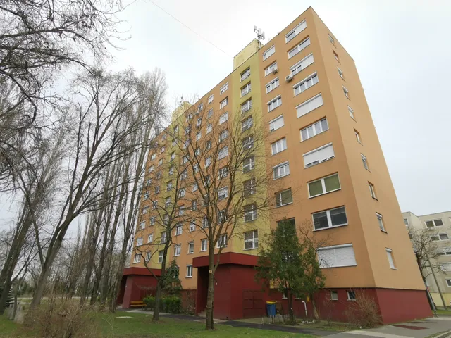 Eladó lakás Kecskemét, Széchenyiváros 61 nm