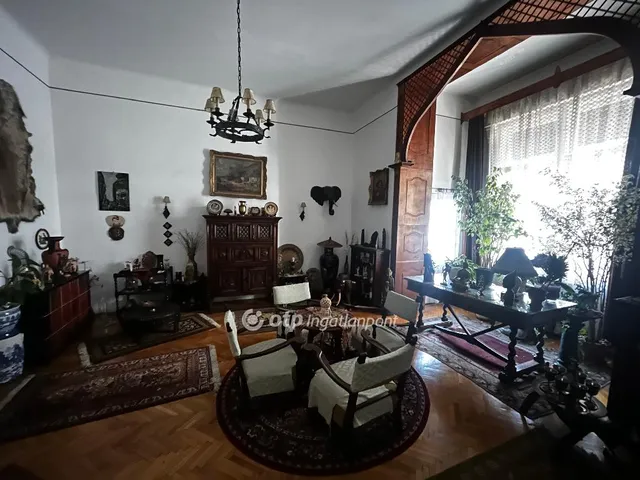 Eladó lakás Budapest II. kerület, Felhévíz II. ker. 104 nm