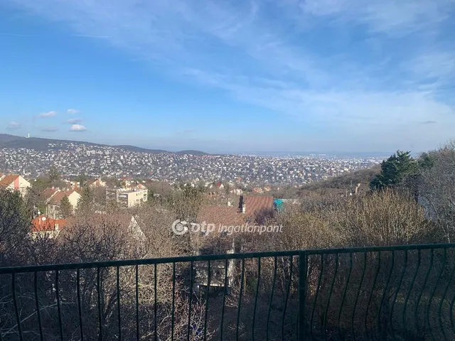 Eladó lakás Budapest XII. kerület 130 nm
