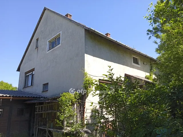 Eladó ház Veszprém, Gyulafirátót 153 nm