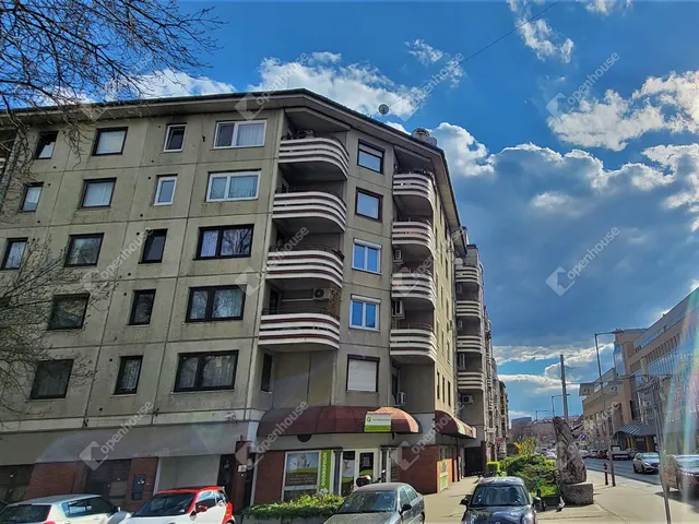 Eladó lakás Budapest III. kerület 53 nm
