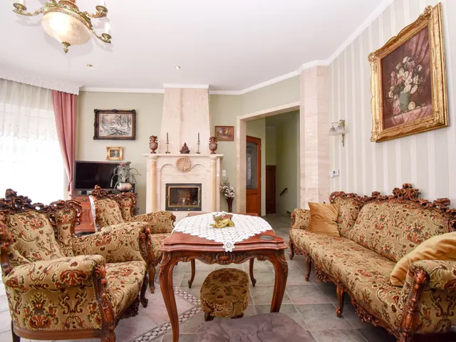 Debrecen eladó családi ház 3 szobás: 180 millió Ft