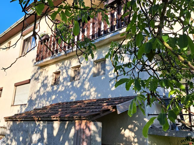 Eladó ház Győr, Likócs 284 nm