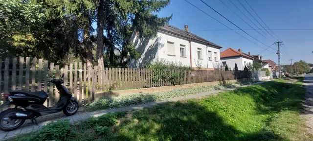 Eladó ház Szenna, Árpád utca 88 nm