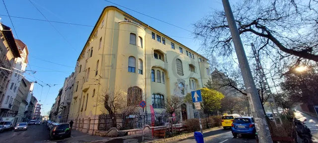 Eladó kereskedelmi és ipari ingatlan Budapest VI. kerület 102 nm