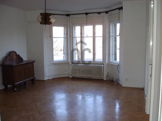 Eladó ház Budapest XII. kerület, Németvölgy 250 nm