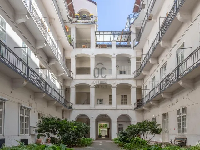 Budapest V. kerület eladó téglalakás 1 szobás: 64,9 millió Ft