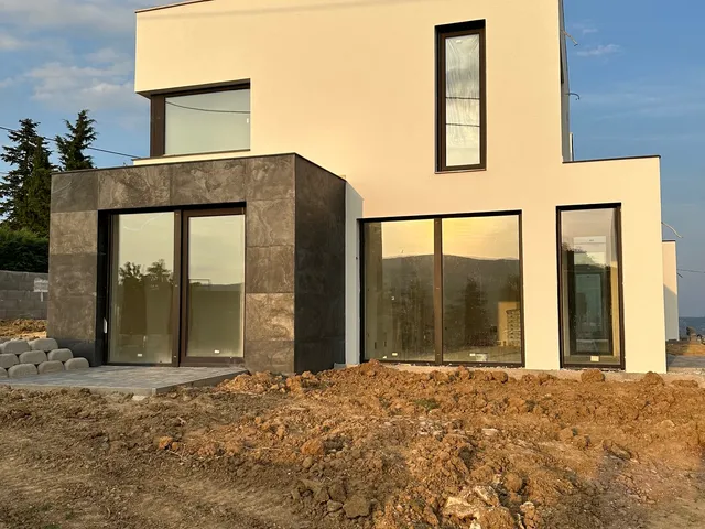 Eladó új építésű lakópark Pécs, Mecsekoldal 160 nm