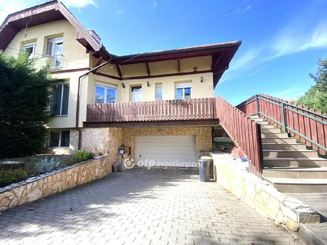 Eladó ház Budapest XXII. kerület, Budafok 360 nm