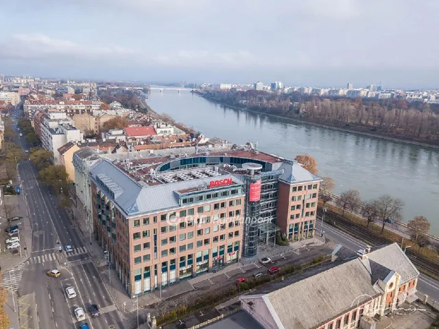 Kiadó kereskedelmi és ipari ingatlan Budapest II. kerület 375 nm