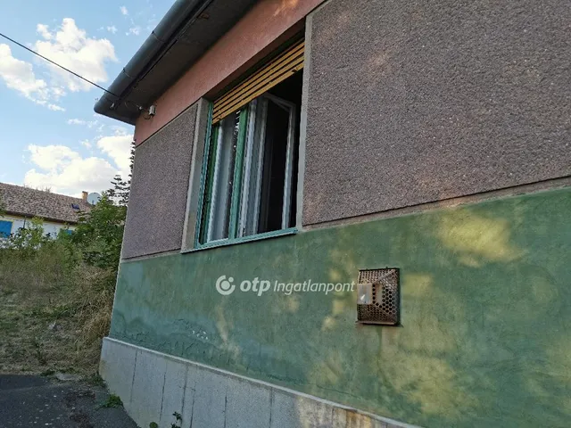 Eladó ház Pécsvárad, Vár mellett 90 nm