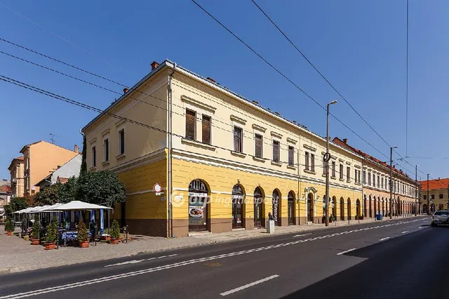 Kiadó kereskedelmi és ipari ingatlan Debrecen, Belváros 62 nm
