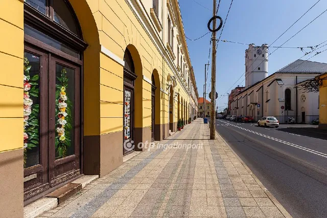 Kiadó kereskedelmi és ipari ingatlan Debrecen, Belváros 62 nm